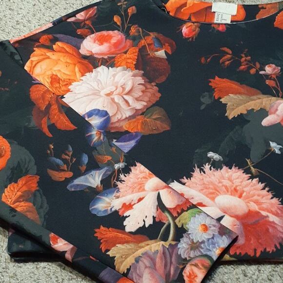 H&M US10 heavy thick floral crop top - Picture 3 of 5